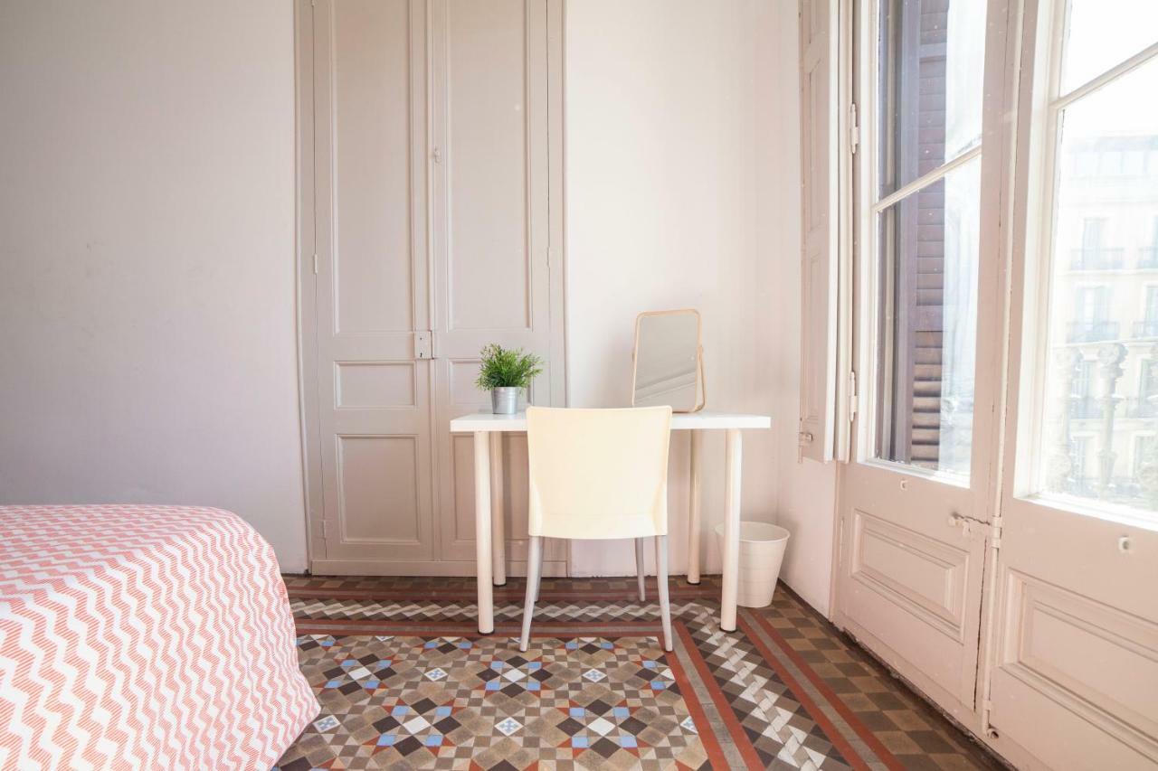 B21-Apartamento Modernista Para Grupos Barcelona Exterior foto